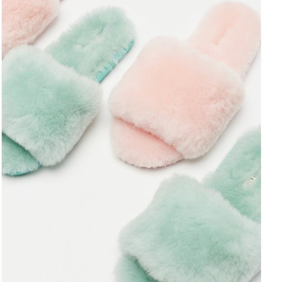 ⭐️ Casa Clara Frankie Fluffy Fuzzy Peasant Hipster Hippie Boho House Slippers - Picture 4 of 4